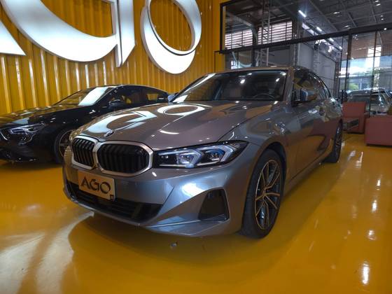 BMW 320i 2.0 16V TURBO FLEX SPORT GP AUTOMÁTICO BMW 320i 2.0 16V TURBO FLEX SPORT GP AUTOMÁTICO
